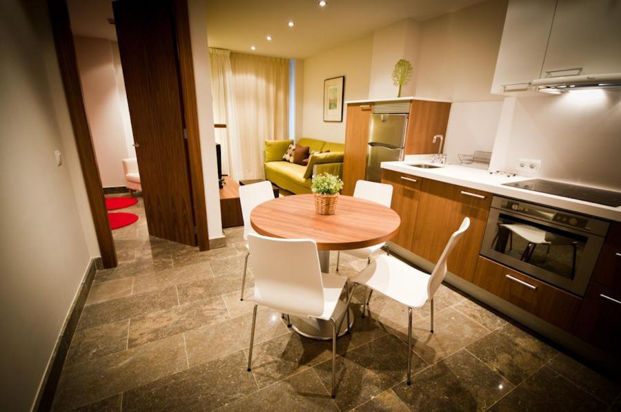 Apartamentos Abaco Llanes Pokoj fotografie